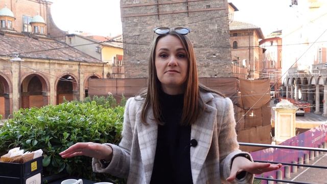 VLOG: Expat Diaries #7 ? spring walk in Bologna, fave places, life update.. смотреть онлайн
