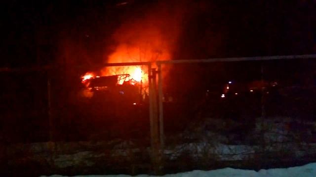 Пожар в Ярославле, ул Шевелюха 19 01 2020 смотреть онлайн