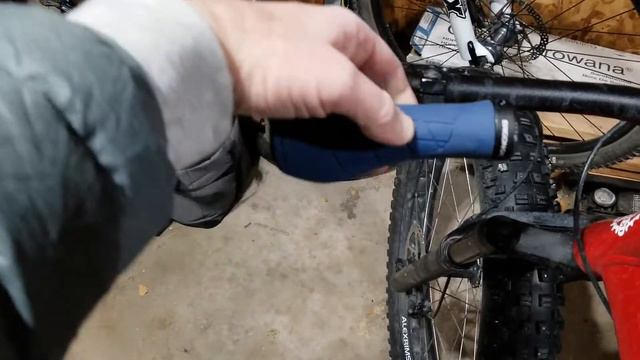 Ergon GA3 Mountain Bike Grips - How to Properly Install and Review смотреть онлайн