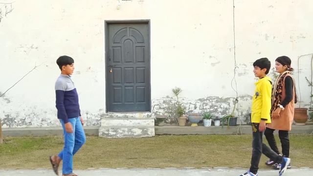 Dost Ke Kabotaar Chori kar liye | Dost ke Sath dhoka MoonVines смотреть онлайн