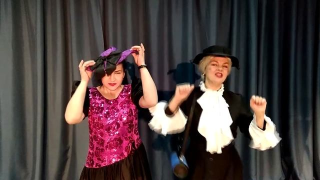 День необычных праздников смотреть онлайн