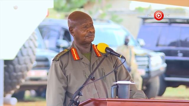 Museveni passes out 171 UPDF Commando Worriers specialized in counter terrorism operations смотреть онлайн