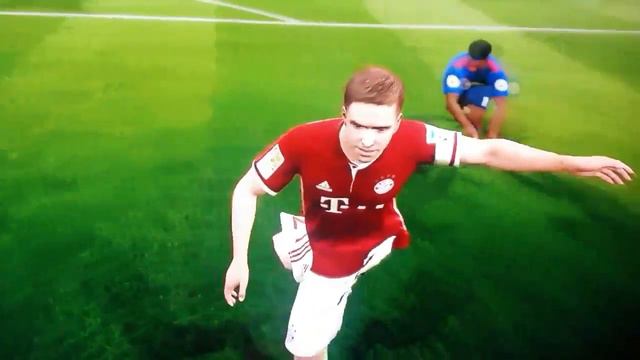 Баги в FIFA 17 (fail compilation FIFA 17) смотреть онлайн