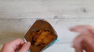 ЧИПСЫ LAYS КОРОЛЕВСКИЙ СЫР РИФЛЕНЫЕ НОВИНКА 2020 ЧИПСЫ ЛЕЙС ФУТБОЛЬНЫЙ ВКУС