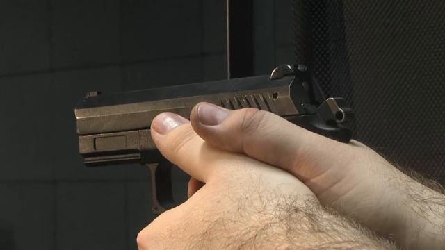 В поисках злой резины. Большой отстрел патронов калибра 10x28. Фортуна, Техкрим, Чейз смотреть онлайн