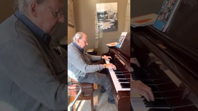 Gene Lichnovsky - The Polka King смотреть онлайн