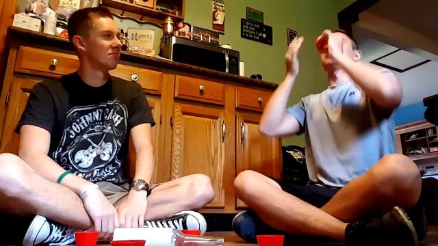 WORST SPIN THE BOTTLE GAME EVER! смотреть онлайн