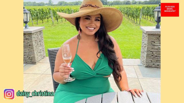 Daisy Christina Wiki & Facts | Dutch Plus Size Model | Bio, Height, Weight, Lifestyle, Net Worth |