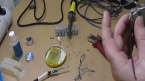 Замена аккумулятора 18650 в блютуз колонке. Увеличение ёмкости батареи в 2 раза.