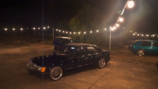 Bagged Mercedes Benz 190E @night | 4K смотреть онлайн