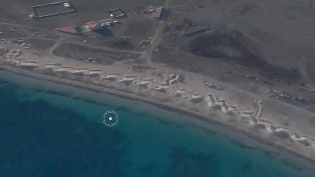 Космические аппараты обнаружили на побережье Крыма траншеи и инженерные укрепления смотреть онлайн
