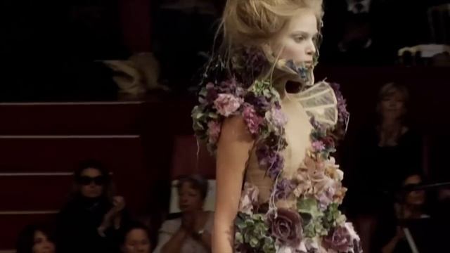 Alexander McQueen | Savage Beauty смотреть онлайн