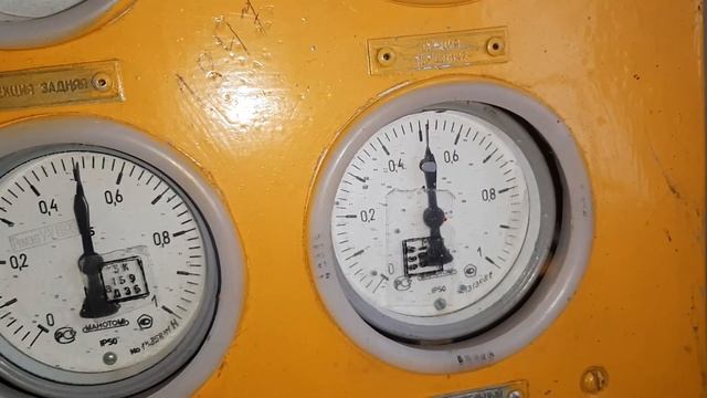 Электровоз ВЛ80Р. Срабатывает ВА2 при вкл кнопки ЦУ. смотреть онлайн