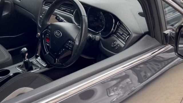 Kia Ceed 1.0 T-GDi GT-Line Euro 6 (s/s) 5dr смотреть онлайн