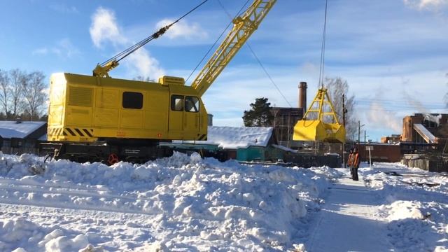 Уборка снега на ж/д станции Боровое смотреть онлайн