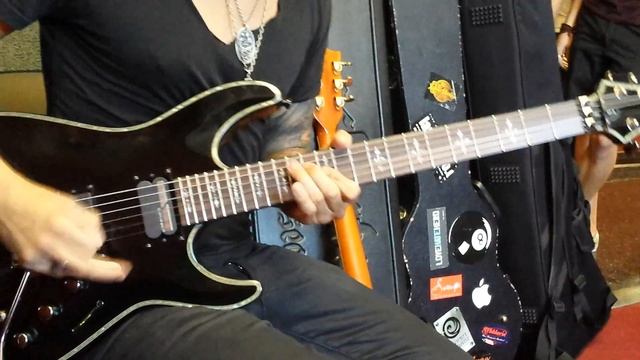 Escape The Fate/Kevin Thrasher - Ungrateful solo смотреть онлайн