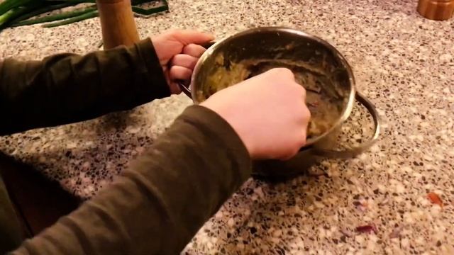 Готовим Тако из мультика Турбо по рецепту VANZAI смотреть онлайн