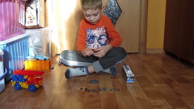 Готовим блины из пластилина. смотреть онлайн