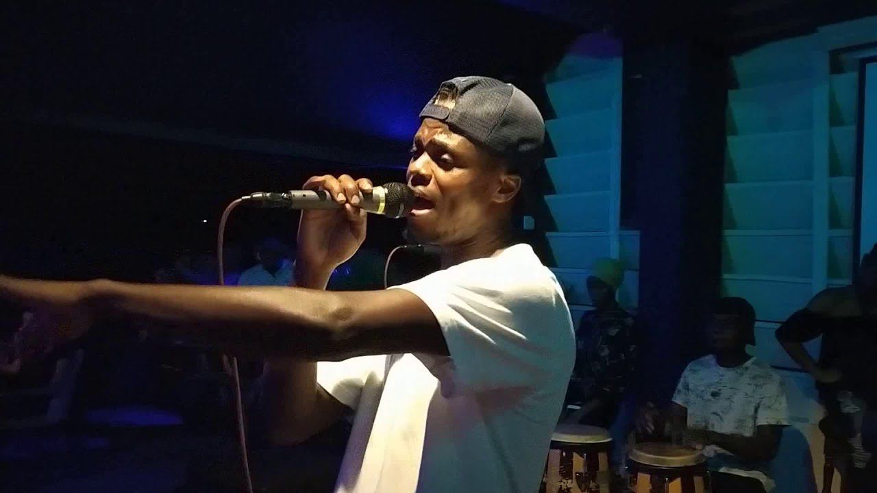 ЗАНЗИБАР ОТЕЛЬ АФРИКА ХАУС пятничное шоу / Africa House Hotel - Careless Whisper смотреть онлайн