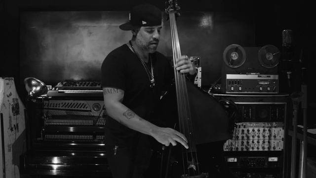 Sledgehammer - (Double Bass Cover) смотреть онлайн