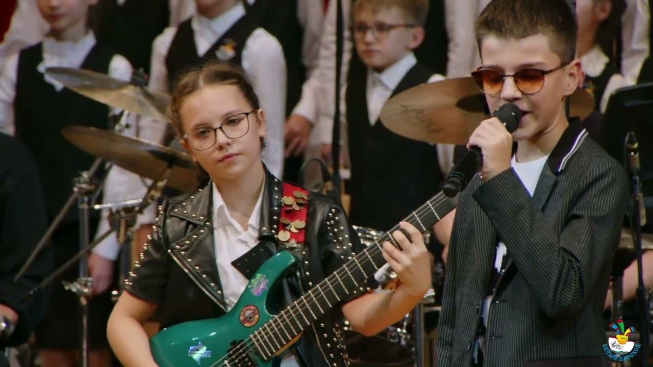 Гала-концерт фестиваля «Белый Пароход» 2022: песня «White Dove» смотреть онлайн