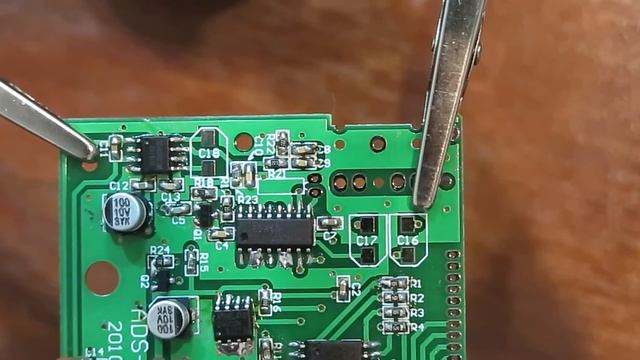 FM Радиоприемник на SMD смотреть онлайн