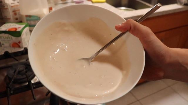 High Protein Blueberry Banana Pancakes смотреть онлайн
