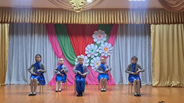 "Яблочко" ансамбль ложкарей "Потешки" смотреть онлайн