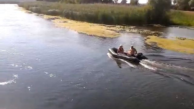 Прогулка на лодке смотреть онлайн