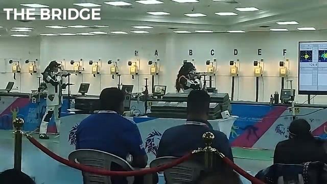Elavenil Valarivan wins gold medal in 10m rifle at the National Games 2022| The Bridge смотреть онлайн