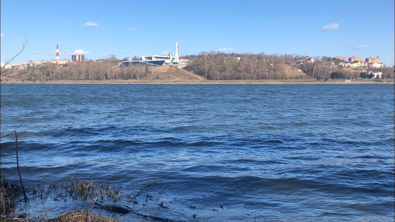 ДПС разгоняет рыбаков!!! Фидер весной Рыбалка на ЛЕЩА смотреть онлайн