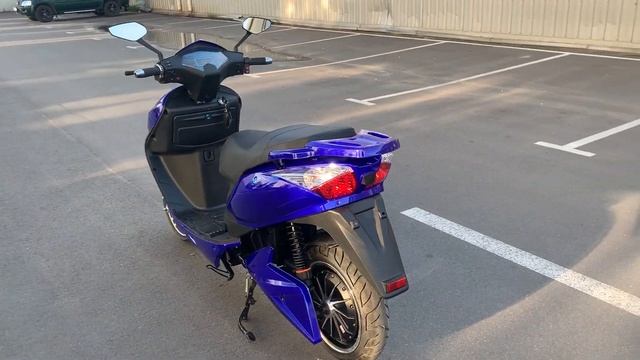 Электроскутер купить в Киеве Elwinn F1 смотреть онлайн