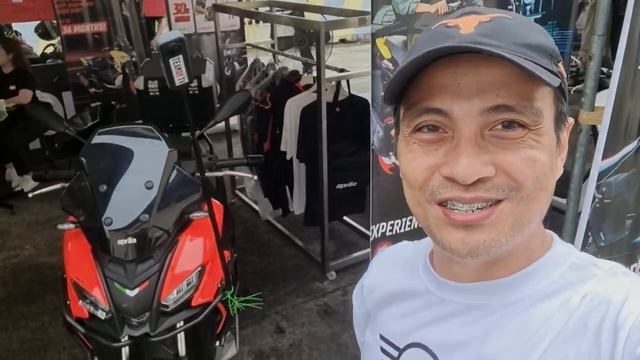 Aprilia SR GT 200 Sport - Ride Test смотреть онлайн