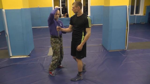 САО Стрела. Немного с ножом.Обратным хватом.Зацеп с последующей атакой. смотреть онлайн