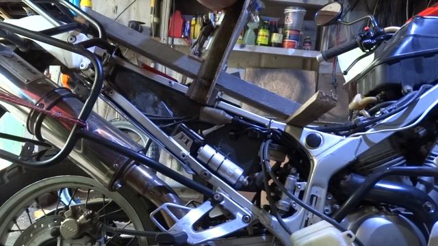 ровняем подрамник honda xrv 750 afrika tvin смотреть онлайн