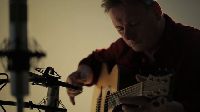 Tony McManus - "Gnossiennes -- No. 1" - PRS Signature Acoustic смотреть онлайн