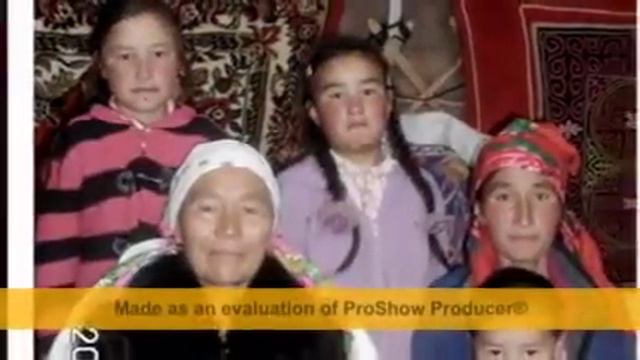 Монголия Баян-өлгей Дэлуун САРАЛАҒАЗ смотреть онлайн