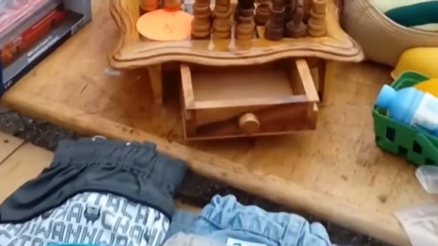 ПРИКОЛЬНЫЙ БЛОШИНЫЙ РЫНОК В ГЕРМАНИИ - Kitzingen смотреть онлайн