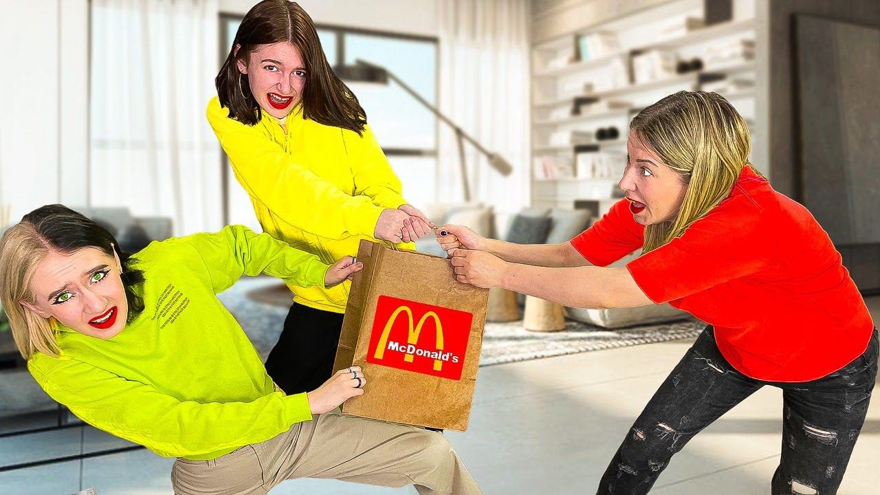 Мама Против Детей! Забрала весь Фастфуд! Телепатия Челлендж! смотреть онлайн