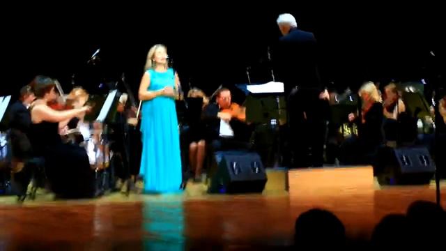 Альбина Хрипкова "Дарите любимым цветы" смотреть онлайн