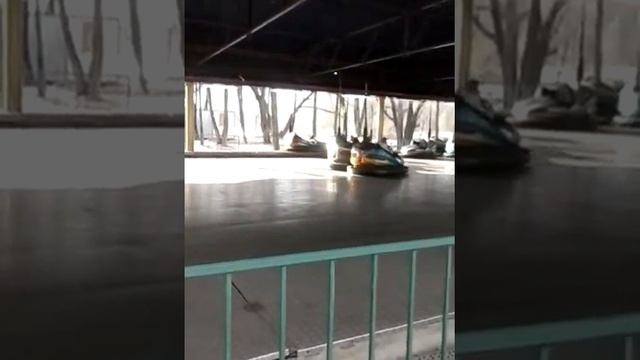Остров Доманский.Аттракцион-Автодром! смотреть онлайн