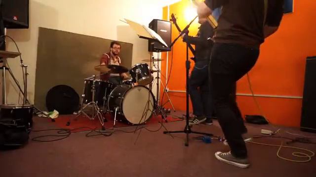 Men of Mayhem - 50's medley jam 29.01.2015 смотреть онлайн