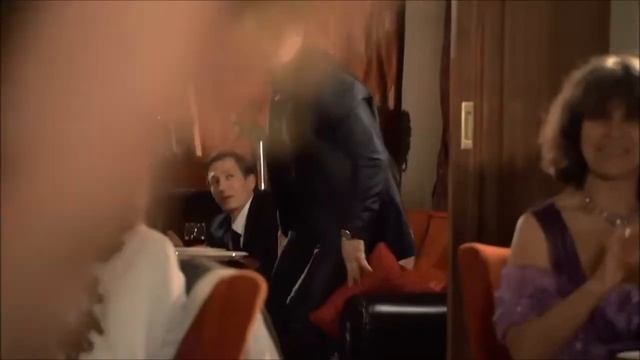 ЗАГУЛЯЛА ЛАРИСА ЗАКИЕВА смотреть онлайн