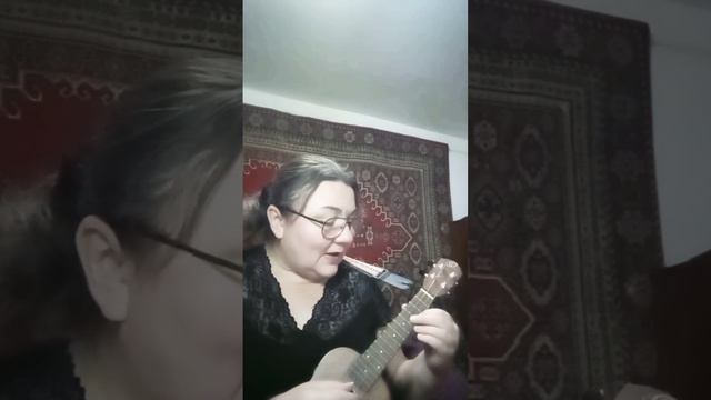 Как менять аккорды легко и быстро: Em, G, C, Bm, D #укулелеаккорды