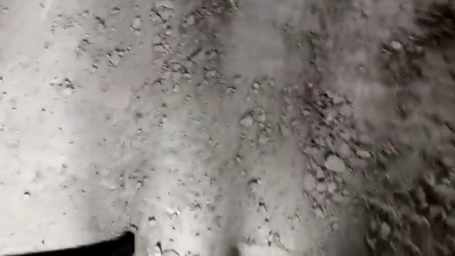 очистка пола от наплывов бетона