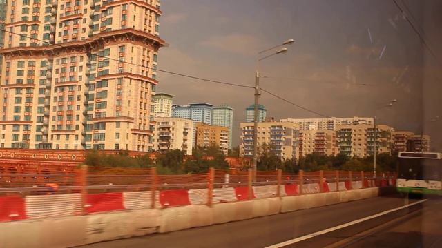 Ограничения скорости после "ремонта путей" и преодолеваем Строгинский мост на "Львенке" смотреть онлайн