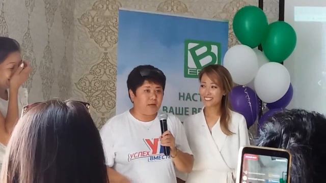 Елев8 Её брат болел онкологией смотреть онлайн