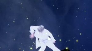 Танец Пак Чимина под песню Димаша?