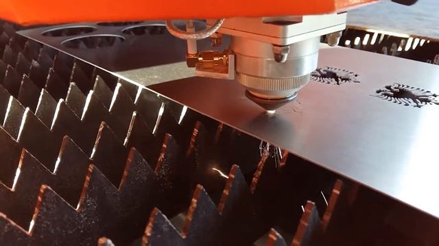 CNC FIBER LASER CUTTING смотреть онлайн