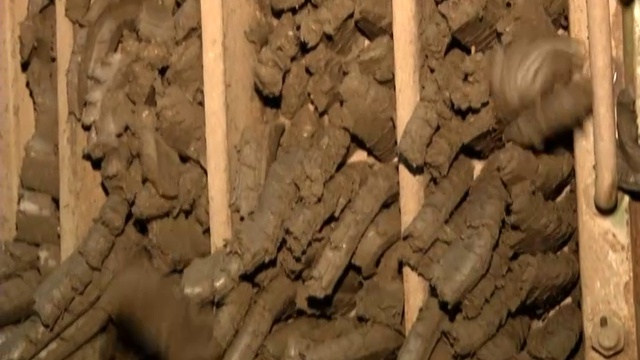 «Как это работает?». Производство кирпича смотреть онлайн